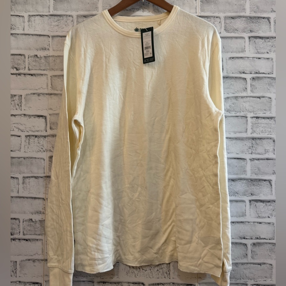 NWT! Men’s Alpine Design buttery soft cream long sleeve crew neck shirt Large